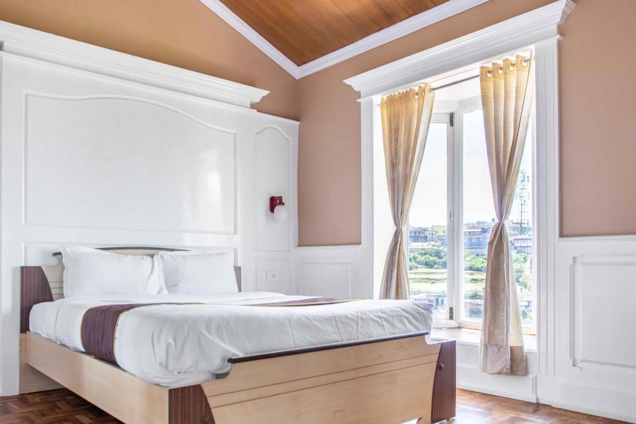 Pine View Stay Ooty Exterior foto