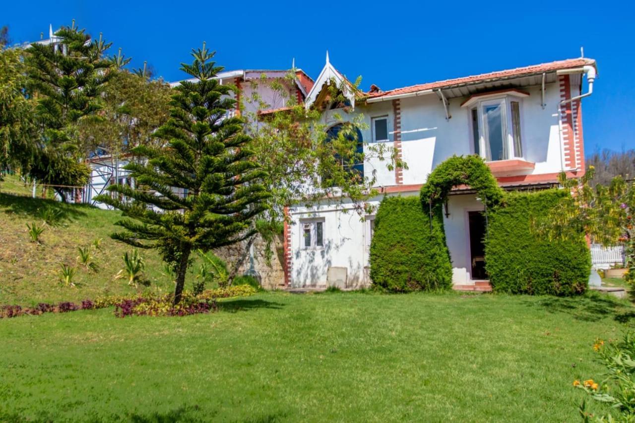 Pine View Stay Ooty Exterior foto